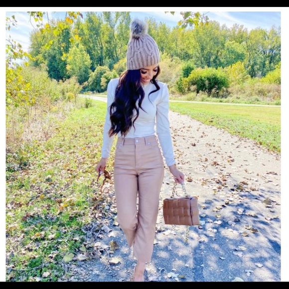 Express Accessories - New Express Soft Pom Beanie Brown Tan Women Cable Knit Soft Winter Warm Hat